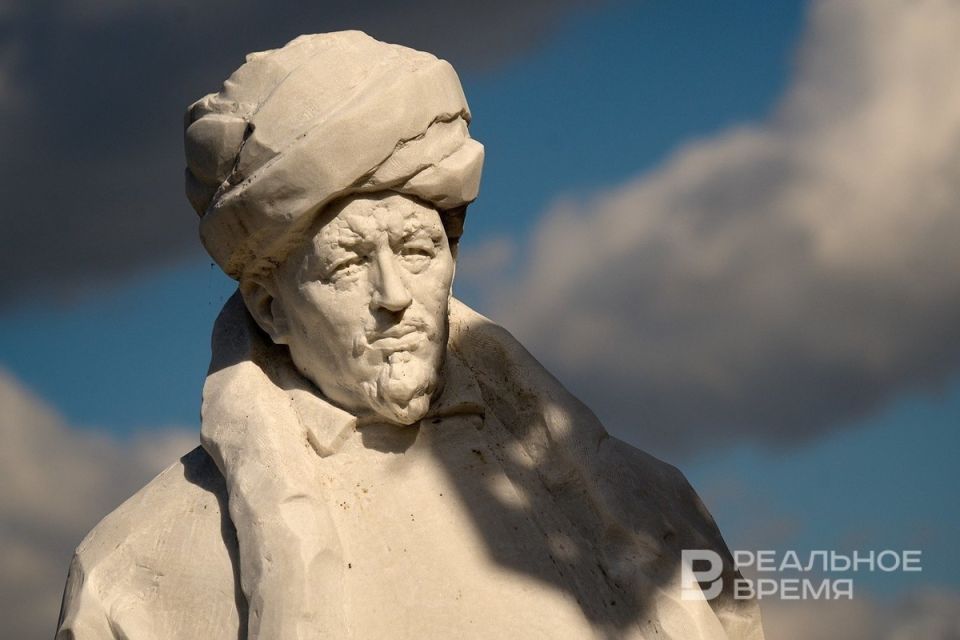 Как неожиданные детали дня напоминают о повседневности времени и памяти