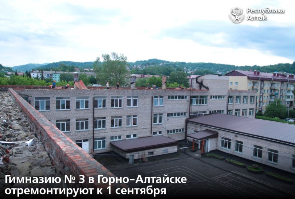            3 -,      