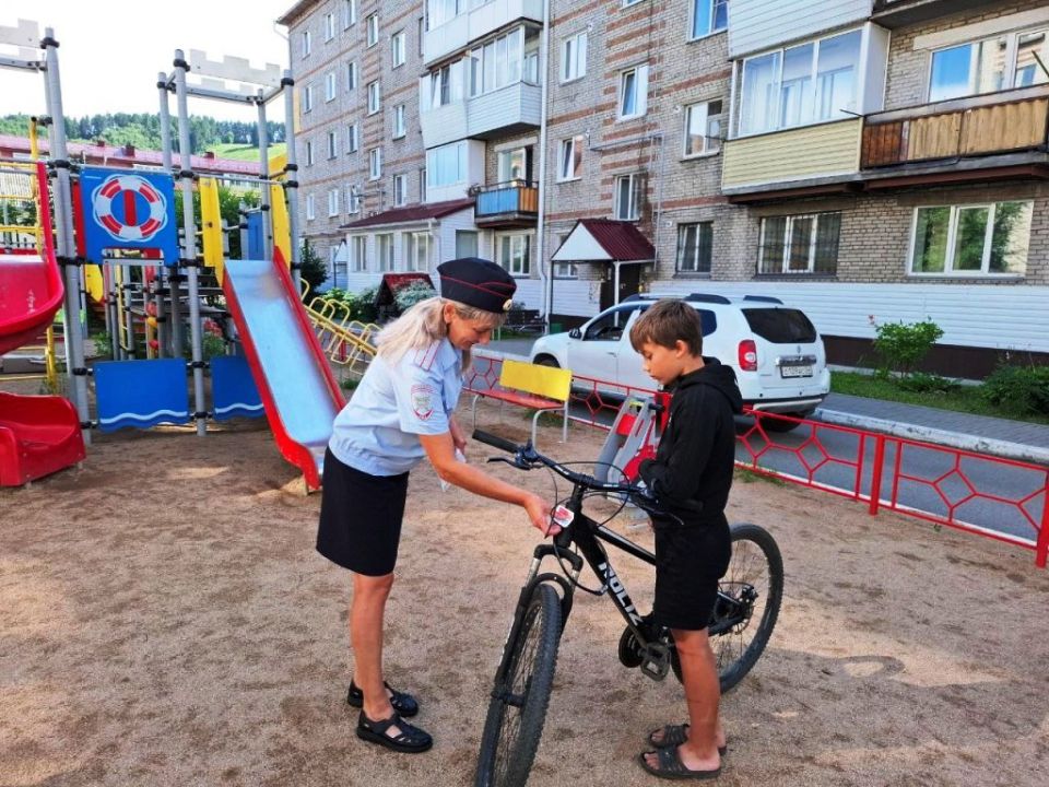 Дорожные полицейские провели профилактическую акцию «Безопасное лето!»