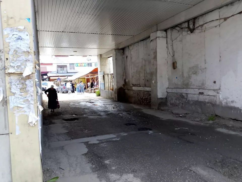 Владельцев ТЦ в Горно-Алтайске заставляют отремонтировать дороги