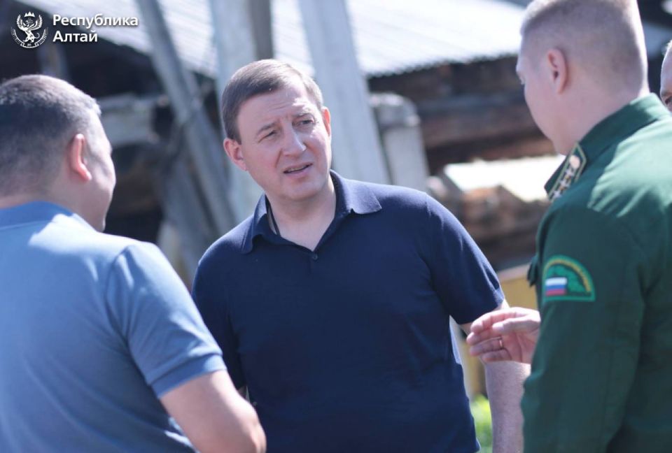 Андрей Турчак в ходе рабочей поездки в Чойский район провел встречу с представителями лесной отрасли региона