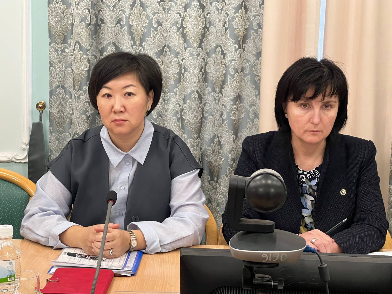 начинается заседание комитета по национальной политике, образованию культуре, общественным объединениям и СМИ начинается заседание комитета по национальной политике, образованию культуре, общественным объединениям и СМИ