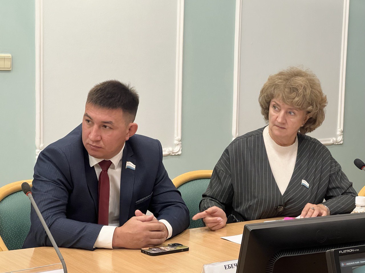 В регионе учредят награду «За доблестный труд в Республике Алтай» («Алтай Республикада jозокту ижи учун») В регионе учредят награду «За доблестный труд в Республике Алтай» («Алтай Республикада jозокту ижи учун»)