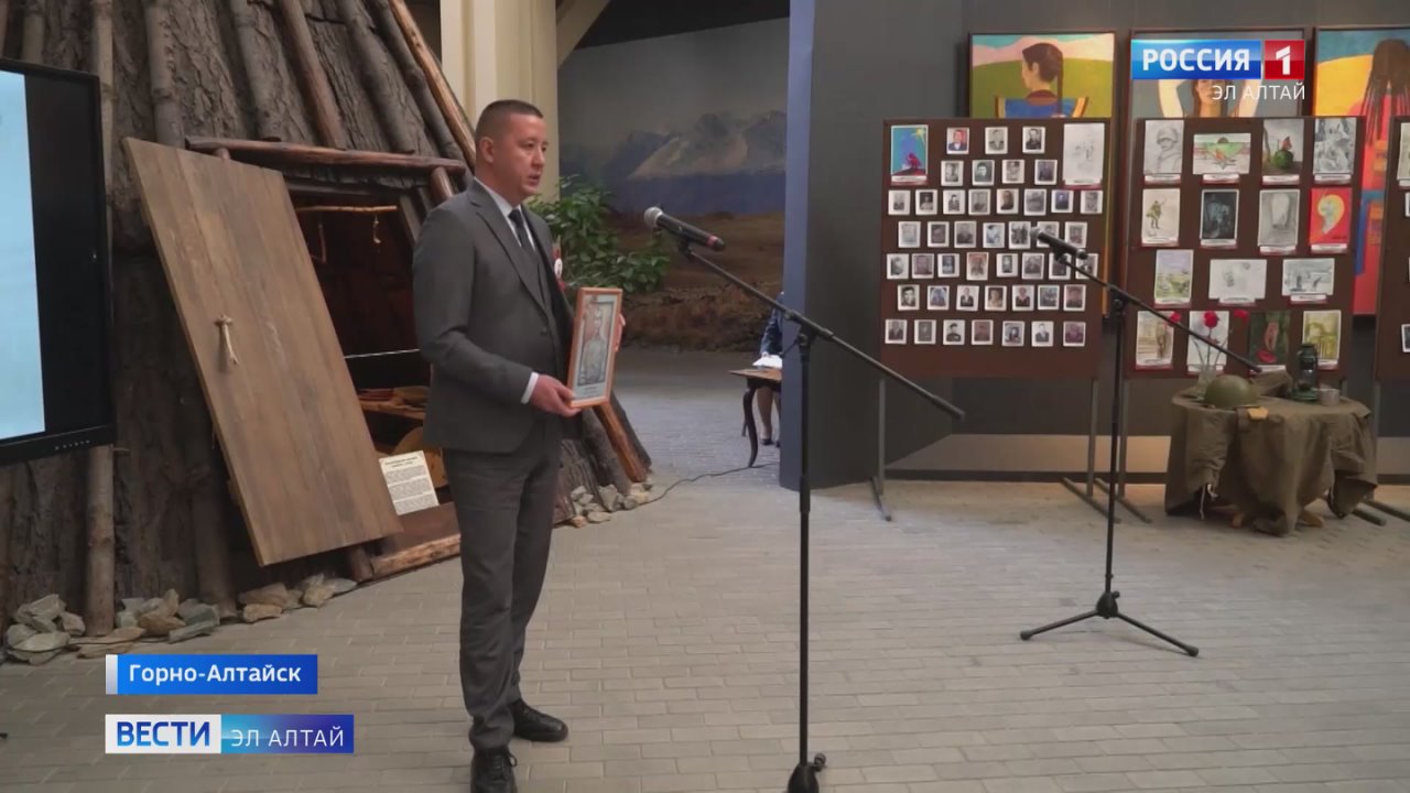 “Вспомним всех поименно”: презентация книги памяти коллектива налоговой службы региона