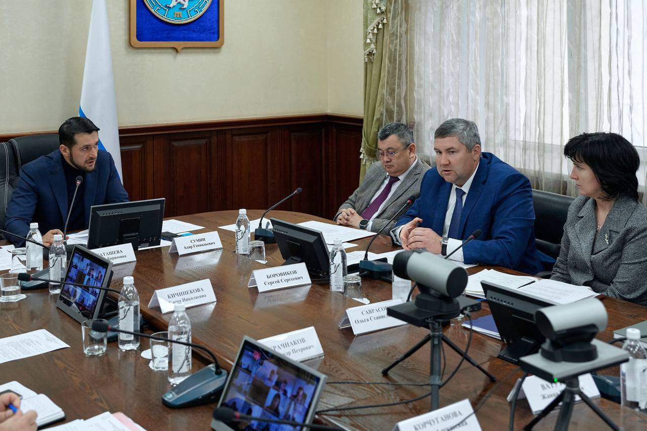 В Республике Алтай создадут штаб по борьбе с нелегальной занятостью В Республике Алтай создадут штаб по борьбе с нелегальной занятостью