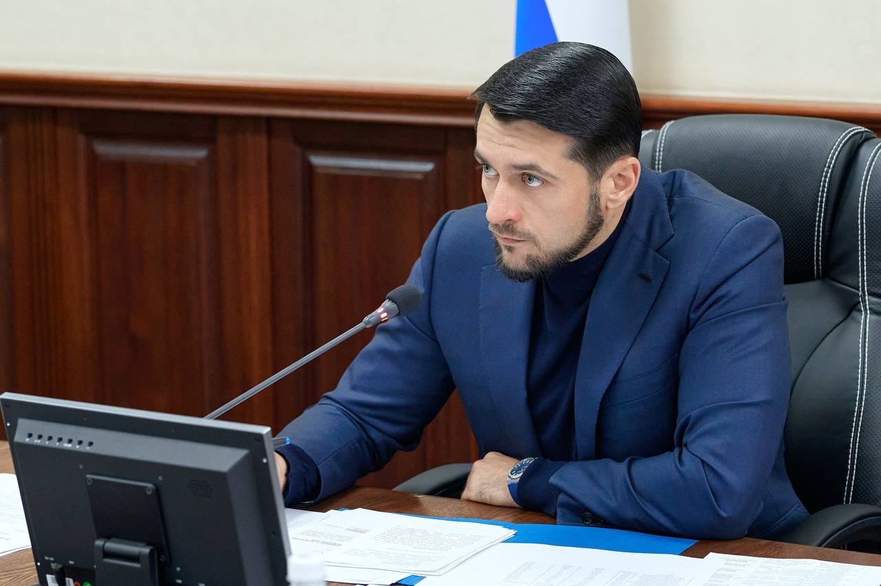 Александр Прокопьев: На заседании Межведомственной комиссии по противодействию нелегальной занятости в Республике Алтай обсудили результаты внеплановых выездных проверок Александр Прокопьев: На заседании Межведомственной комиссии по противодействию нелегальной занятости в Республике Алтай обсудили результаты внеплановых выездных проверок
