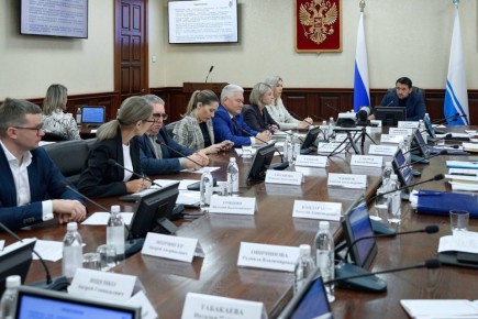Александр Прокопьев: На заседании Межведомственной комиссии по противодействию нелегальной занятости в Республике Алтай обсудили результаты внеплановых выездных проверок