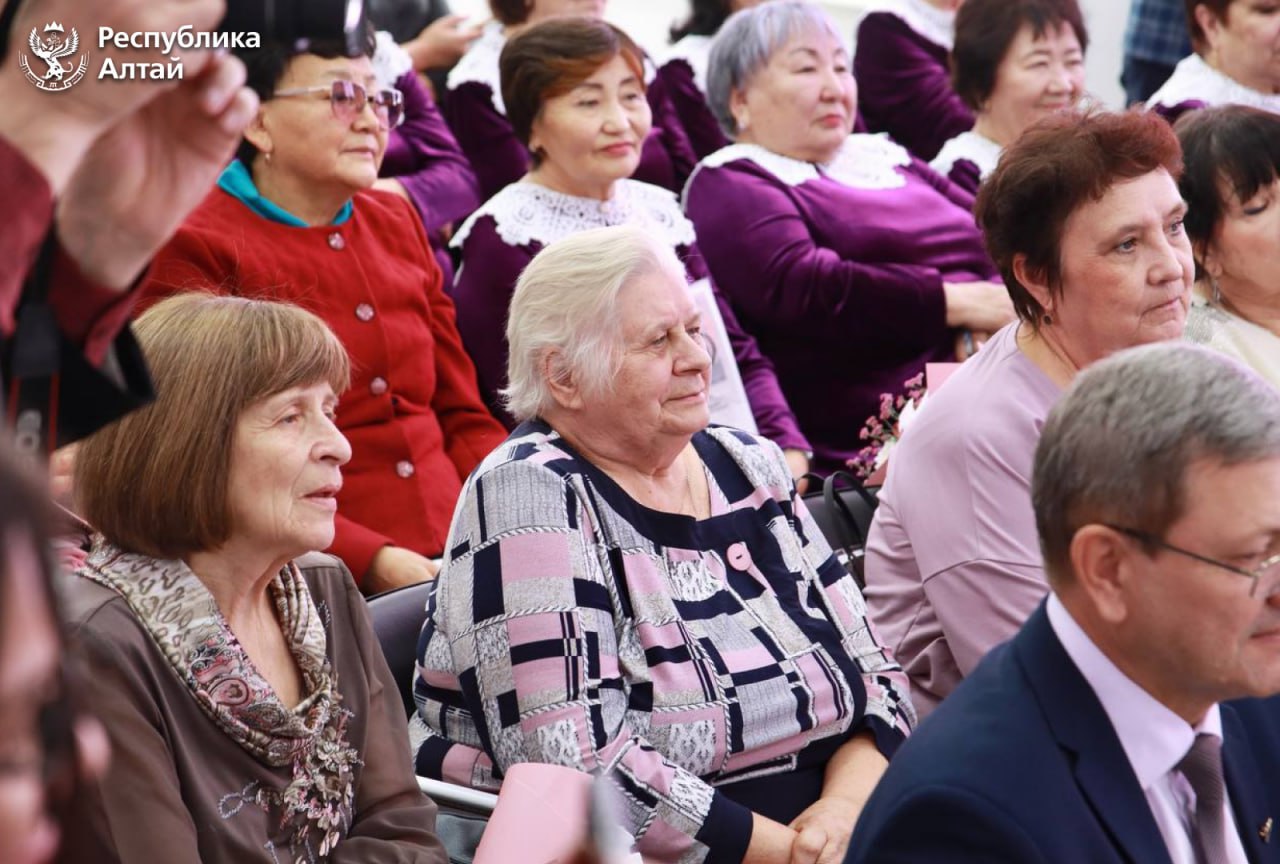 В Республике Алтай проходят мероприятия, посвященные завершению Месяца старшего поколения В Республике Алтай проходят мероприятия, посвященные завершению Месяца старшего поколения