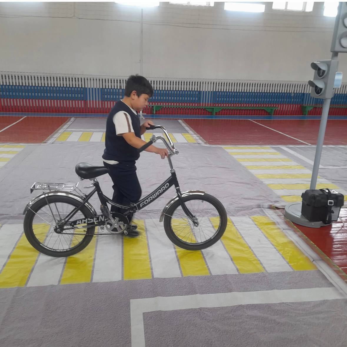 Акция «Невидимый пешеход 04» прошла в Хабаровской начальной школе Онгудайского района Акция «Невидимый пешеход 04» прошла в Хабаровской начальной школе Онгудайского района