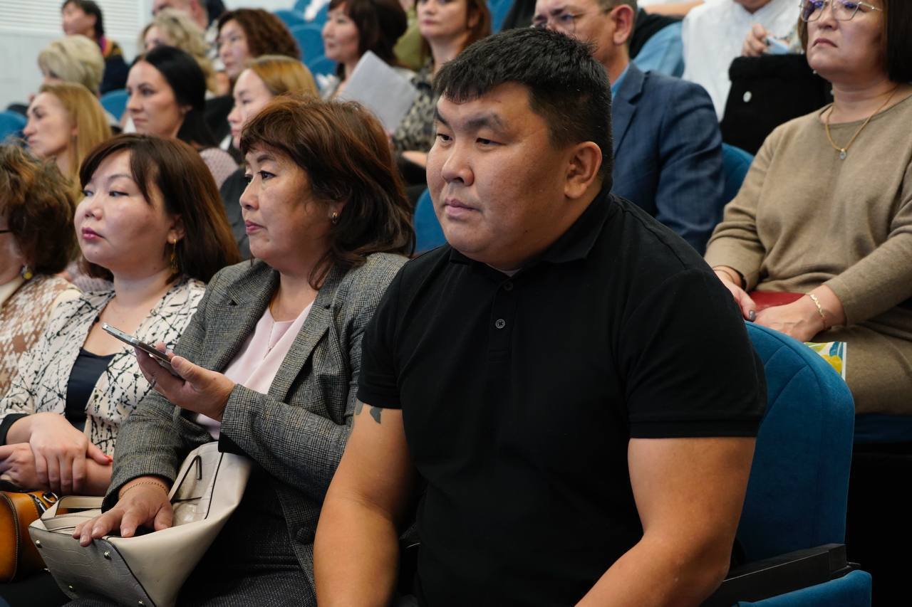 Публичные слушания о параметрах республиканского бюджета на предстоящие три года состоялись сегодня в Горно-Алтайске Публичные слушания о параметрах республиканского бюджета на предстоящие три года состоялись сегодня в Горно-Алтайске