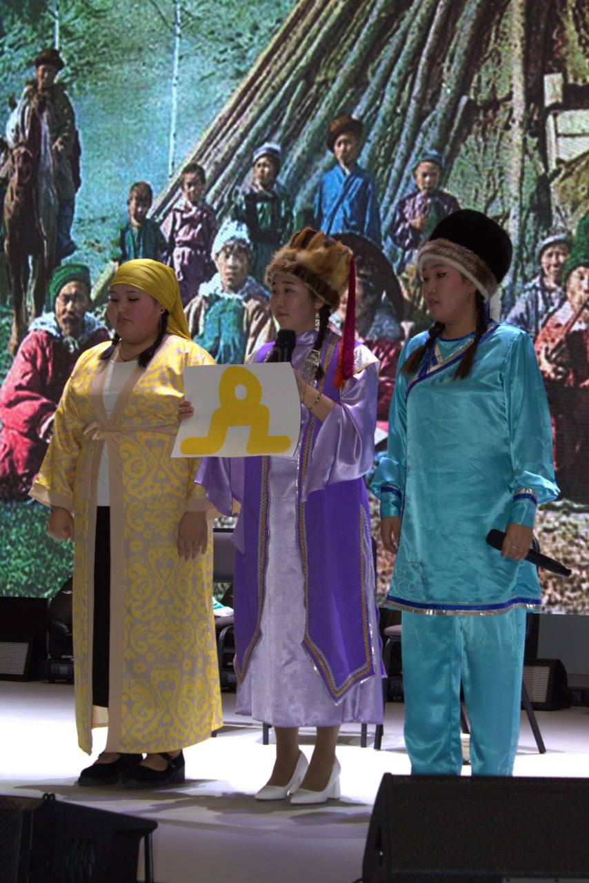 Сегодня в стенах Центра развития культуры состоялся захватывающий «Алтай КВН», собравший самые яркие таланты образовательных учреждений Горно-Алтайска!