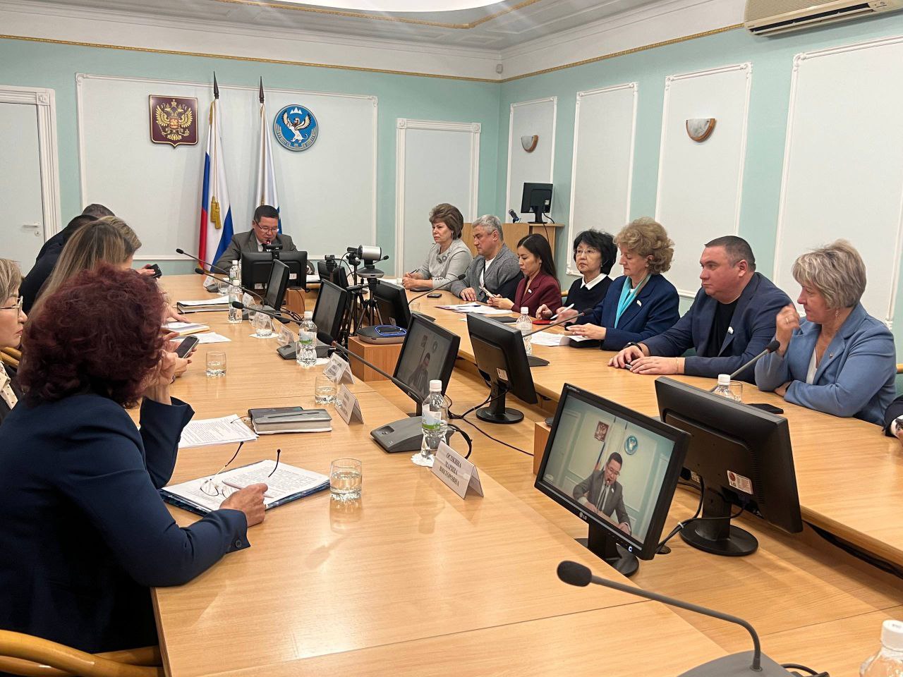 Вопросы о состоянии коммунальной инфраструктуры и повышении качества услуг ЖКХ, а также о медицинском и социальном обслуживании граждан старшего поколения обсуждают депутаты в рамках Правительственного часа в Госсобрании –...