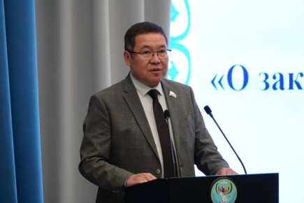 Публичные слушания о параметрах республиканского бюджета на предстоящие три года состоялись сегодня в Горно-Алтайске