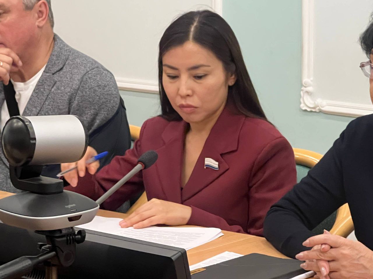 Вопросы о состоянии коммунальной инфраструктуры и повышении качества услуг ЖКХ, а также о медицинском и социальном обслуживании граждан старшего поколения обсуждают депутаты в рамках Правительственного часа в Госсобрании –... Вопросы о состоянии коммунальной инфраструктуры и повышении качества услуг ЖКХ, а также о медицинском и социальном обслуживании граждан старшего поколения обсуждают депутаты в рамках Правительственного часа в Госсобрании –...