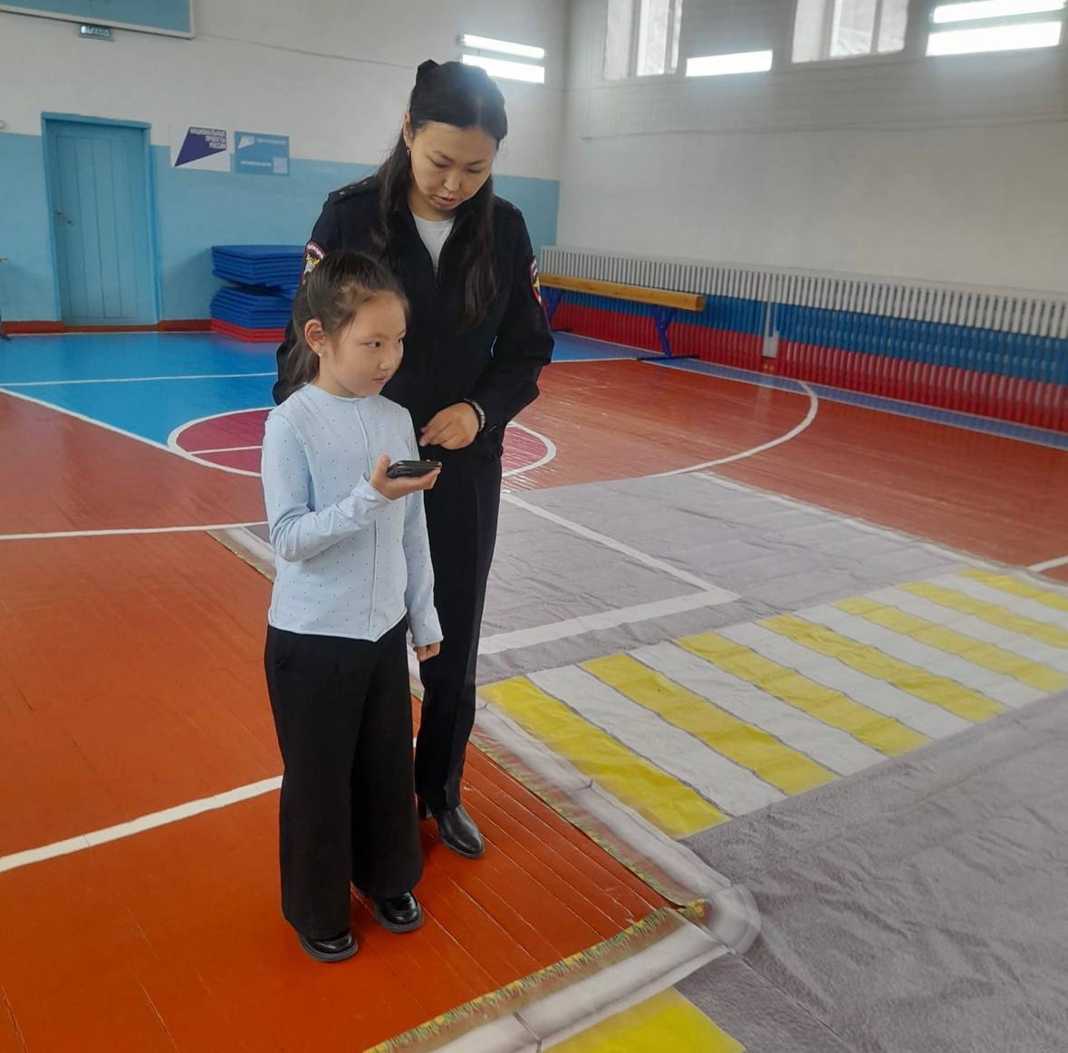 Акция «Невидимый пешеход 04» прошла в Хабаровской начальной школе Онгудайского района Акция «Невидимый пешеход 04» прошла в Хабаровской начальной школе Онгудайского района