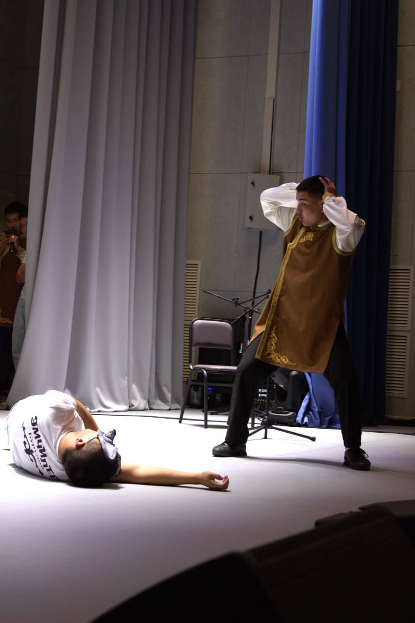 Сегодня в стенах Центра развития культуры состоялся захватывающий «Алтай КВН», собравший самые яркие таланты образовательных учреждений Горно-Алтайска! Сегодня в стенах Центра развития культуры состоялся захватывающий «Алтай КВН», собравший самые яркие таланты образовательных учреждений Горно-Алтайска!