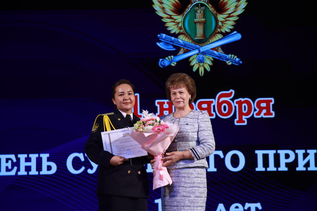 Сегодня в республиканском театре судебные приставы республики торжественно отметили  знаменательную дату– 160-летие образования института судебных приставов Сегодня в республиканском театре судебные приставы республики торжественно отметили  знаменательную дату– 160-летие образования института судебных приставов