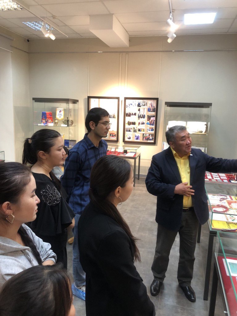 Экскурсию в Национальный музей им. Анохина организовали для студентов-иностранцев из ГАГУ в рамках адаптационной программы для первокурсников Экскурсию в Национальный музей им. Анохина организовали для студентов-иностранцев из ГАГУ в рамках адаптационной программы для первокурсников