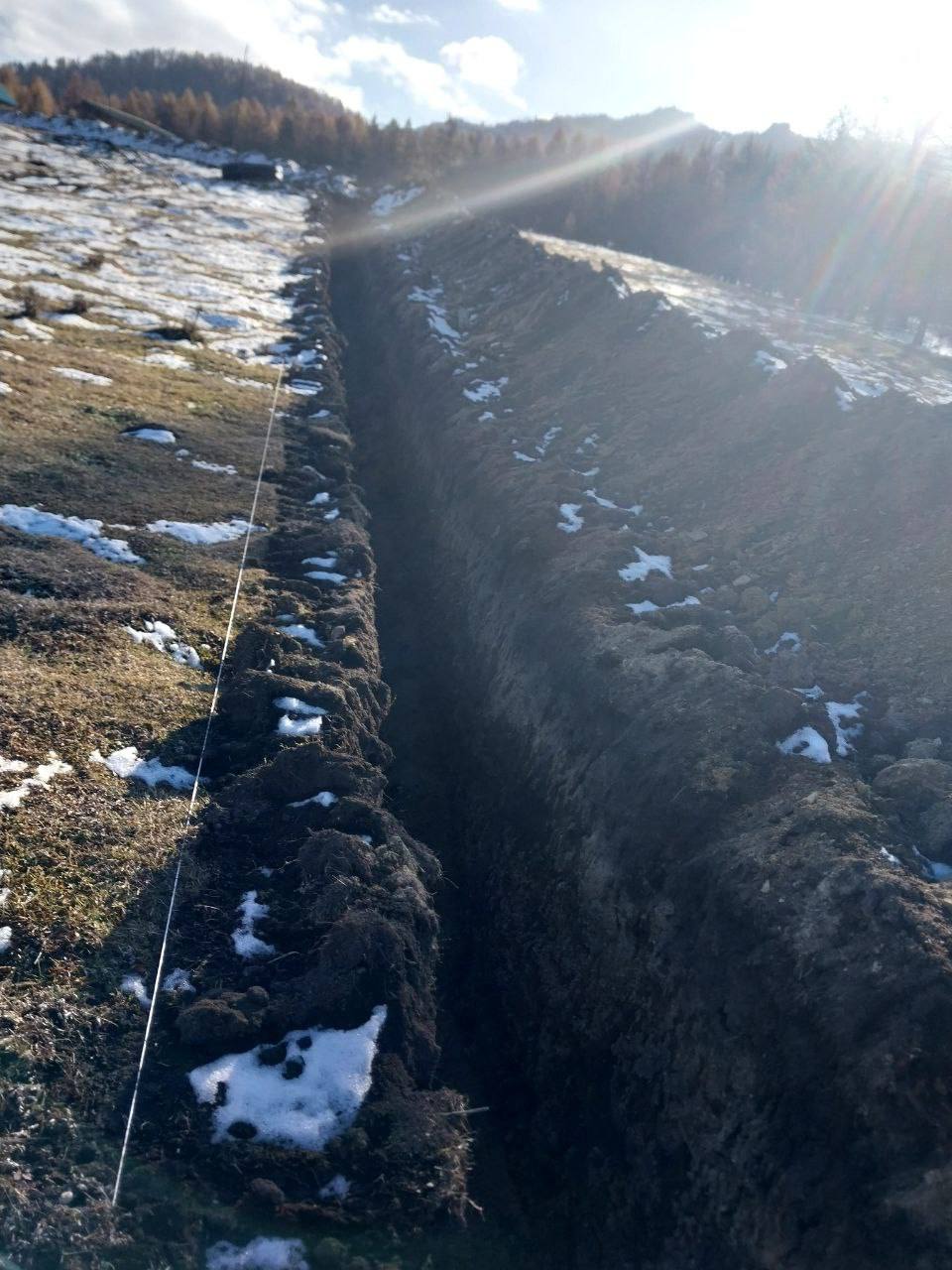 На контроле прокурора Усть-Канского района находится строительство водопроводных сетей для микрорайона Чорос-Гуркина с. Усть-Кан На контроле прокурора Усть-Канского района находится строительство водопроводных сетей для микрорайона Чорос-Гуркина с. Усть-Кан