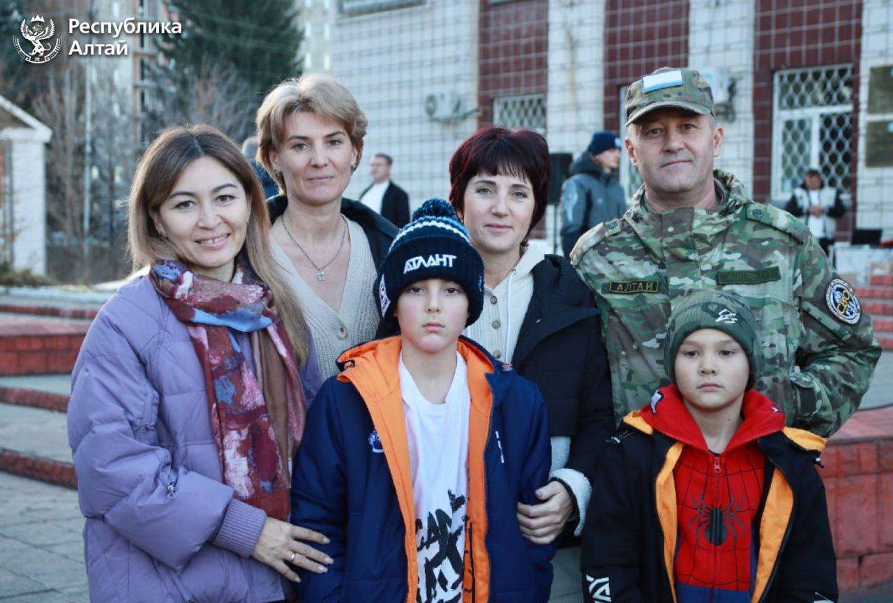 Ольга Сафронова: Очередной гуманитарный конвой из семи фур отправился в зону СВО Ольга Сафронова: Очередной гуманитарный конвой из семи фур отправился в зону СВО