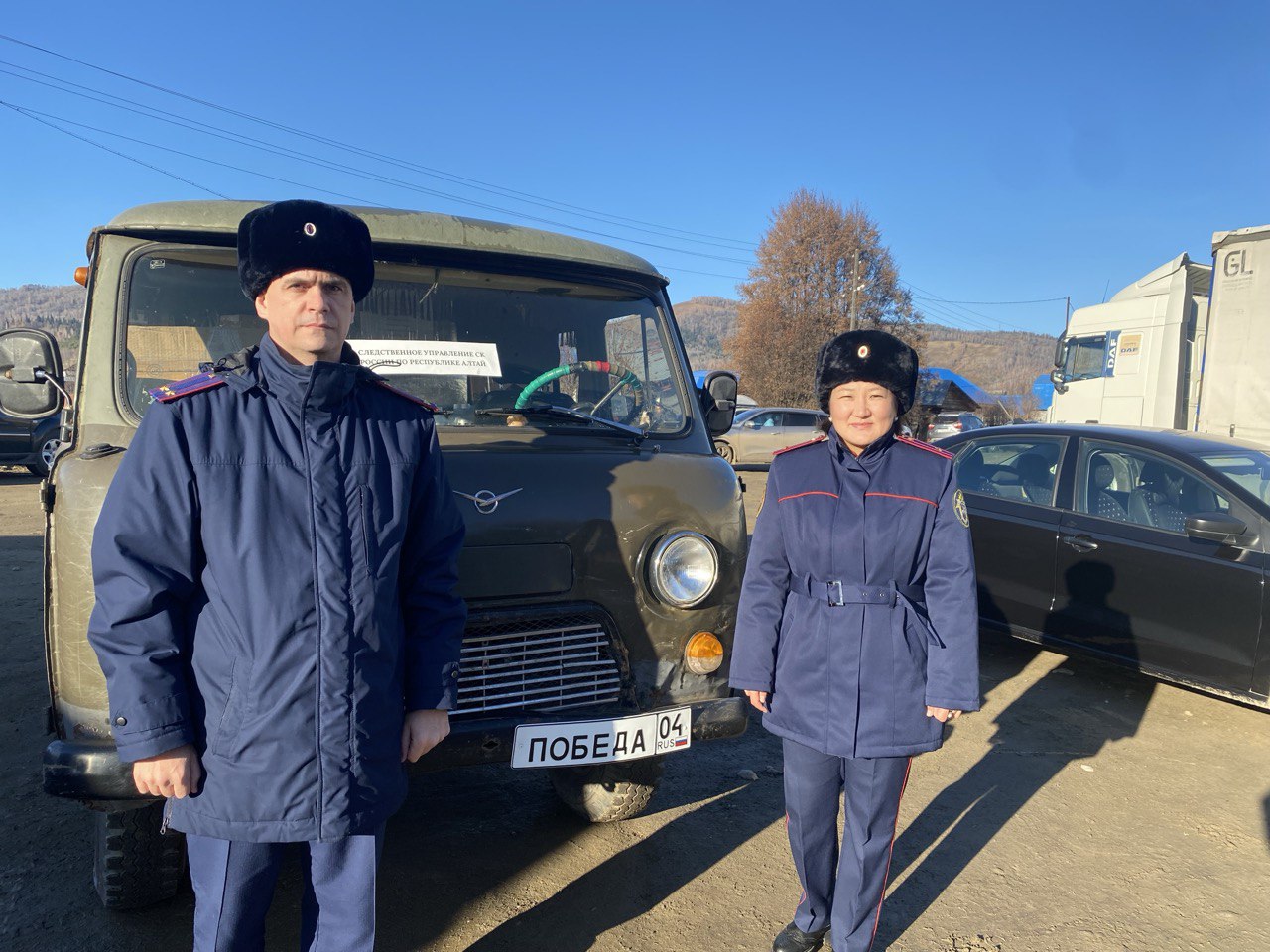 Сотрудники следственного управления передали в зону проведения СВО автомобиль «УАЗ 3741»