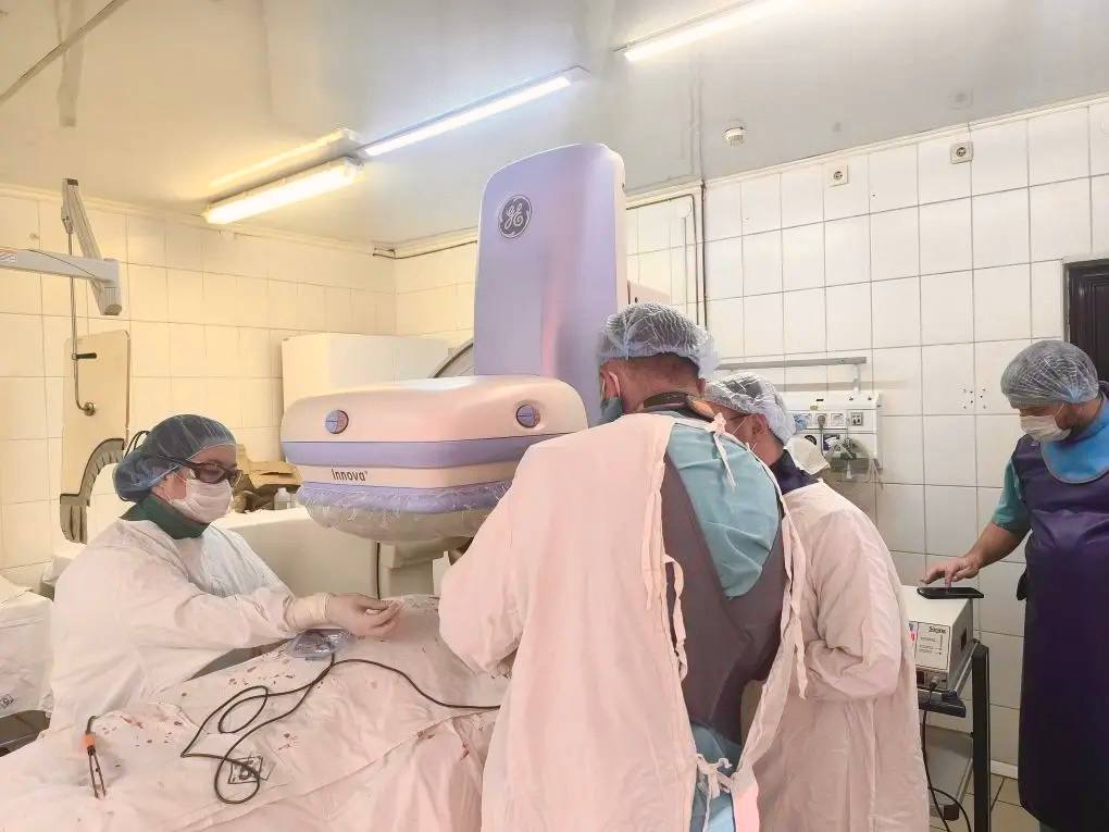 В Республике Алтай начали проводить операции по установке кардиостимуляторов