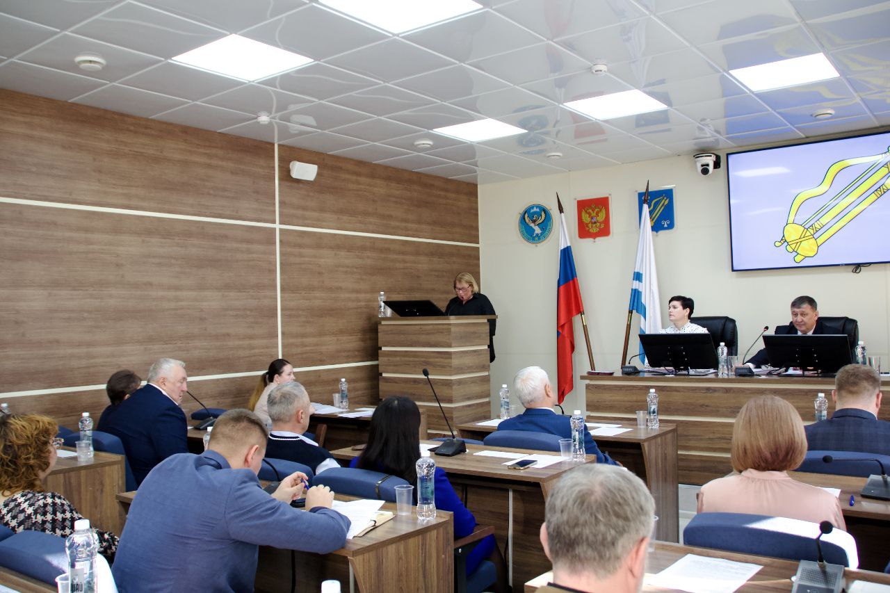 Ольга Сафронова: В последний день октября в Горно-Алтайске прошла сессия городского Совета депутатов Ольга Сафронова: В последний день октября в Горно-Алтайске прошла сессия городского Совета депутатов