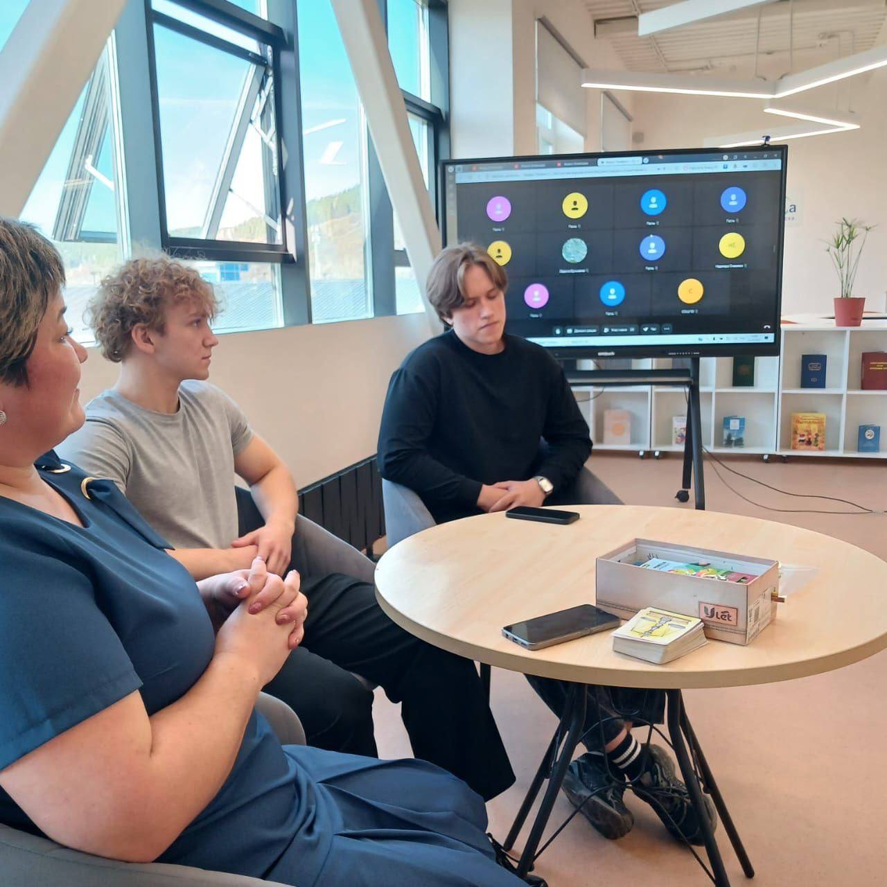 В городской школе №7 прошла акция «Сдаём на все 100»