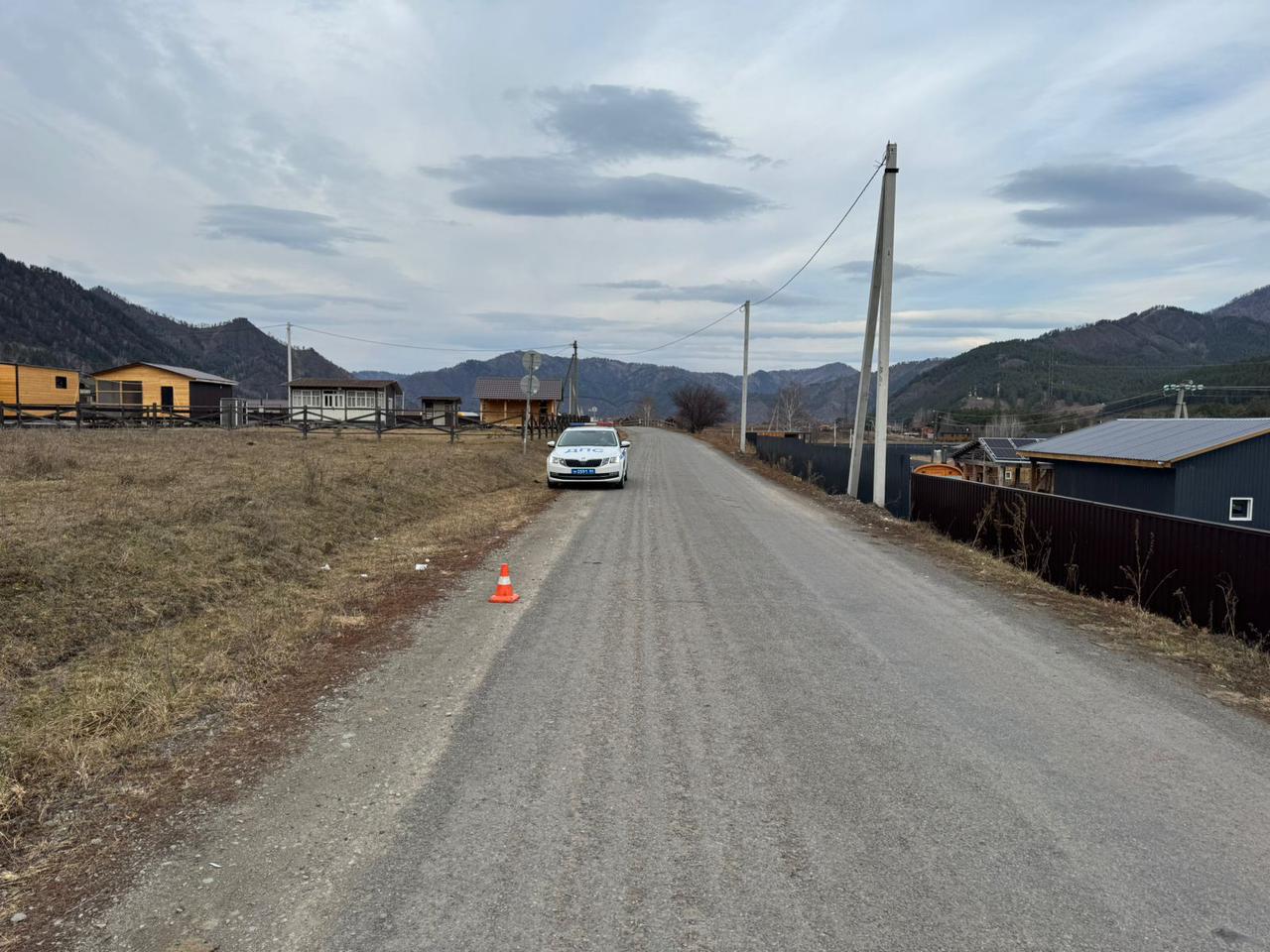 В Чемальском районе несовершеннолетний водитель пострадал после опрокидывания мотоцикла В Чемальском районе несовершеннолетний водитель пострадал после опрокидывания мотоцикла