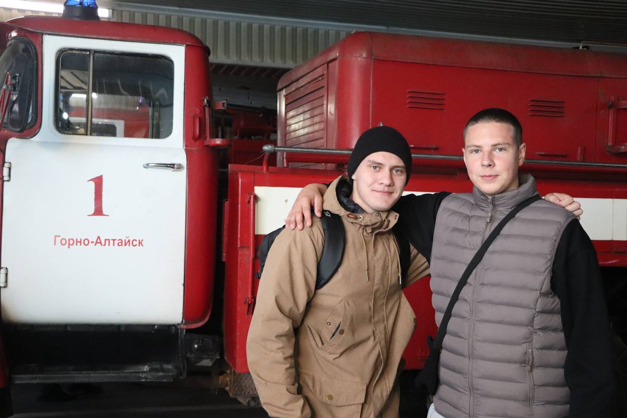 Студенты ДОСААФ посетили 1-ю пожарно-спасательную часть города Студенты ДОСААФ посетили 1-ю пожарно-спасательную часть города