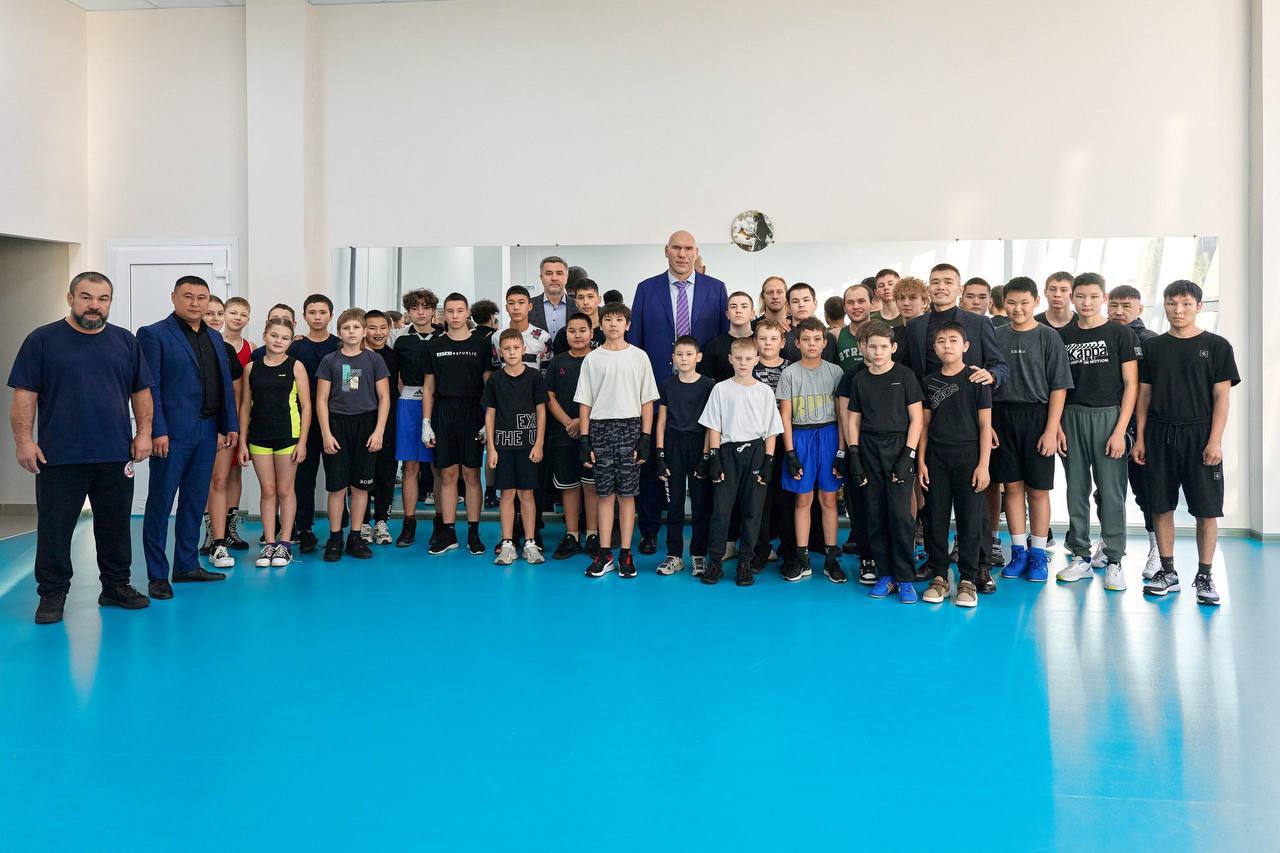 Александр Прокопьев: В Республику Алтай прибыл Депутат Государственной думы Николай Валуев Александр Прокопьев: В Республику Алтай прибыл Депутат Государственной думы Николай Валуев