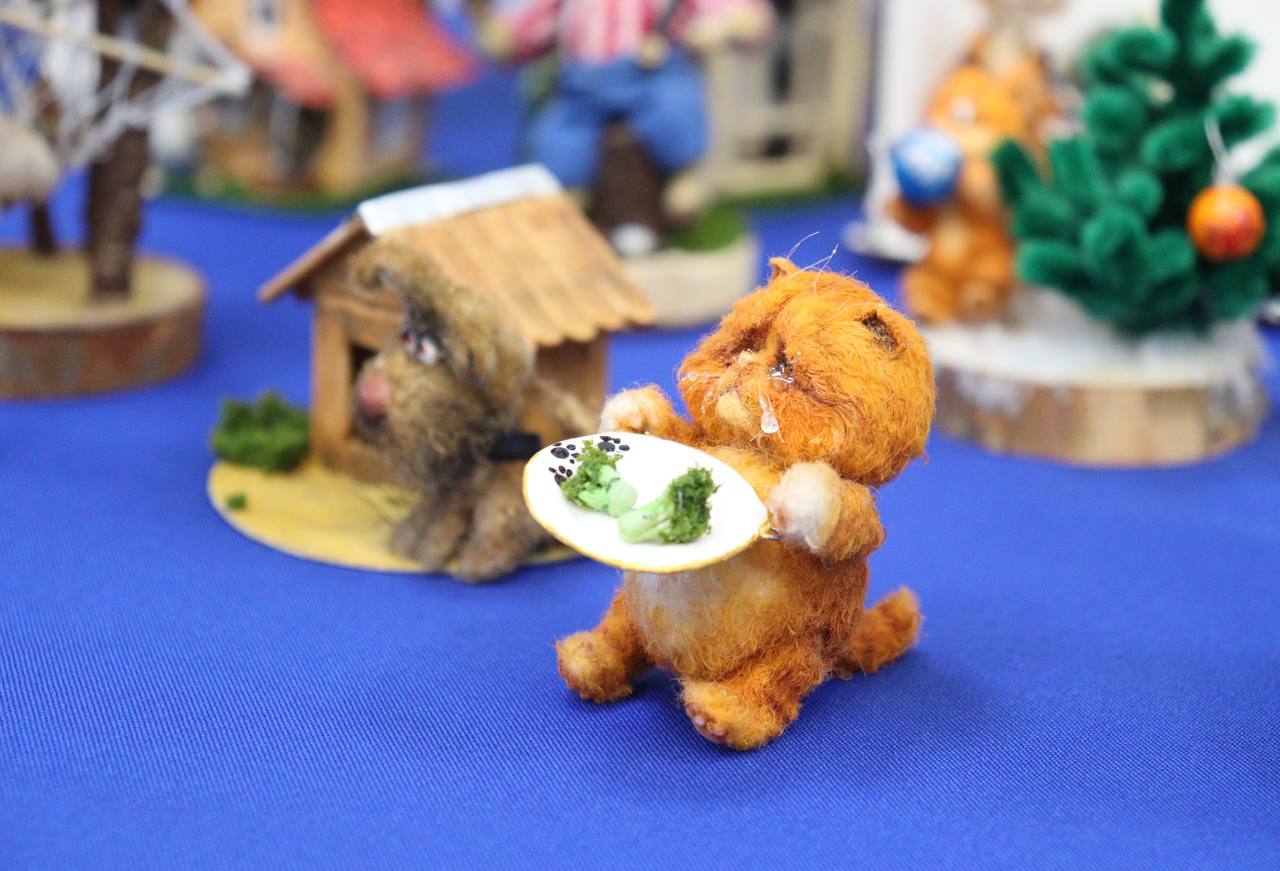 В Майме открылась выставка уникальных авторских игрушек В Майме открылась выставка уникальных авторских игрушек