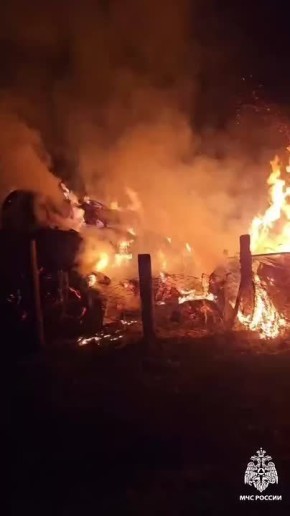 Крупный пожар в Алферово: сено уничтожено огнем, люди не пострадали