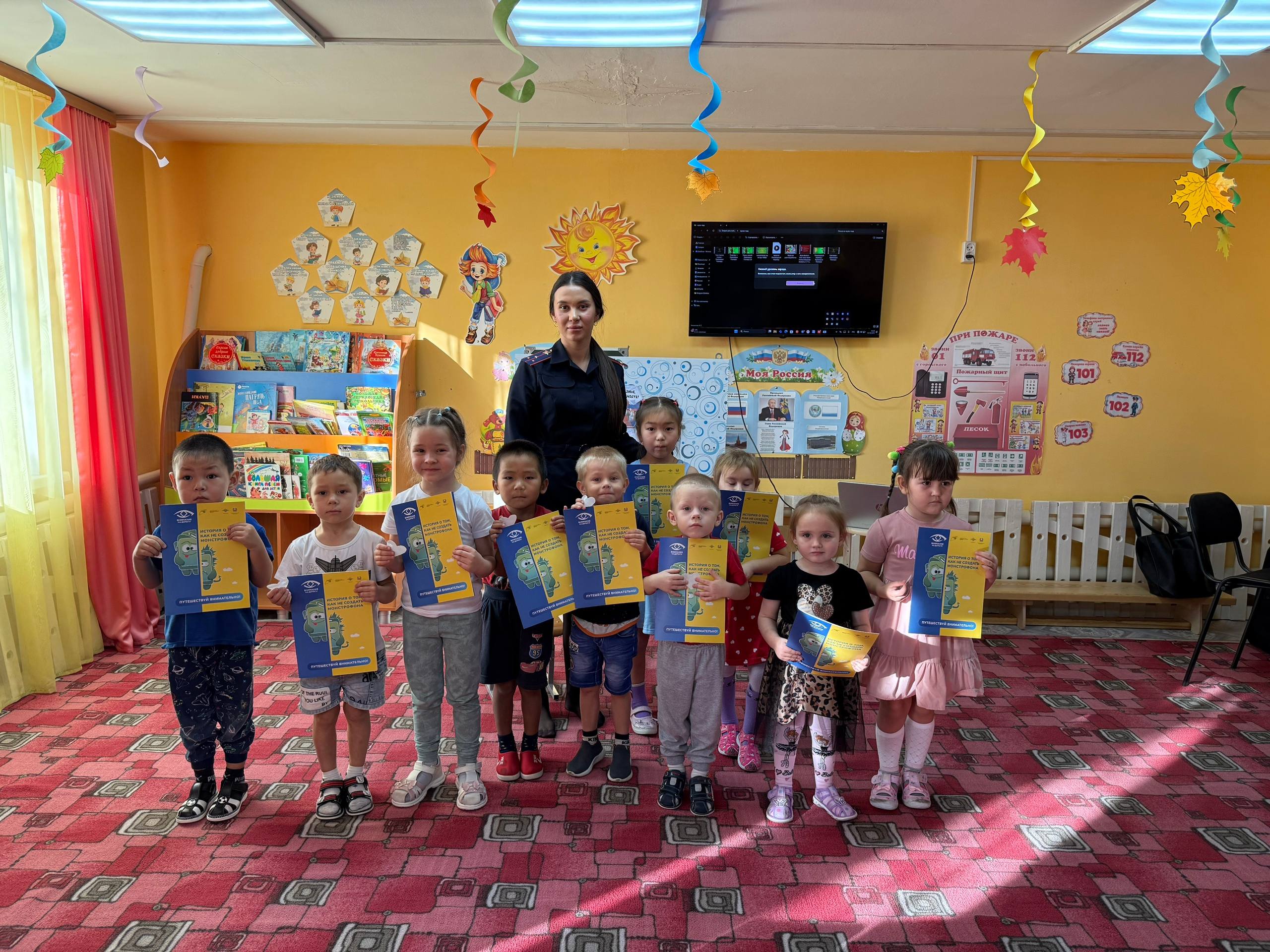 Сотрудник региональной Госавтоинспекции посетила детский сад «Ручеек» Шебалинского района Сотрудник региональной Госавтоинспекции посетила детский сад «Ручеек» Шебалинского района