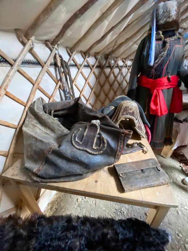 Владимир Путин, президент Российской Федерации, 4 ноября утвердил два новых праздничных события: День коренных малочисленных народов России, отмечаемый ежегодно 30 апреля, и День языков народов России, установленный на 8...