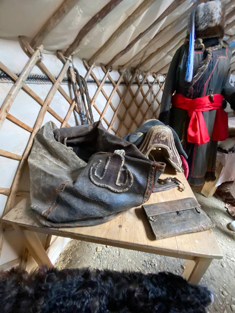 Владимир Путин, президент Российской Федерации, 4 ноября утвердил два новых праздничных события: День коренных малочисленных народов России, отмечаемый ежегодно 30 апреля, и День языков народов России, установленный на 8...