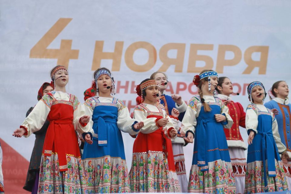 Андрей Турчак: Сегодня наша Республика, как и вся Россия, отмечает День народного единства