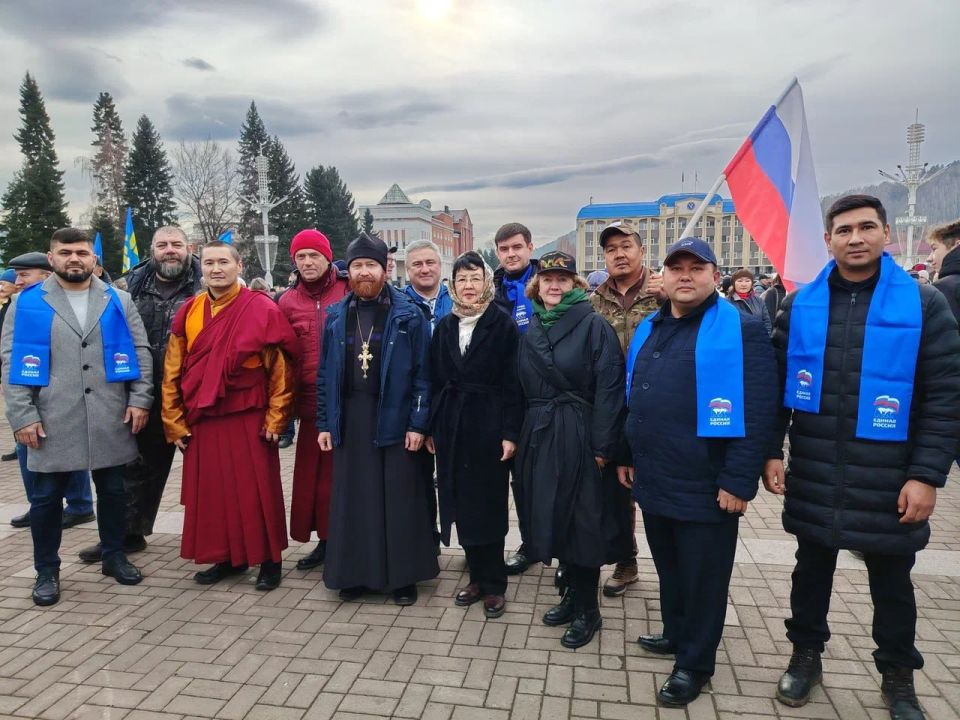 День народного единства отмечает Республика Алтай