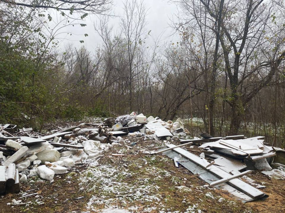 По представлению прокуратуры Майминского района ликвидирована несанкционированная свалка По представлению прокуратуры Майминского района ликвидирована несанкционированная свалка