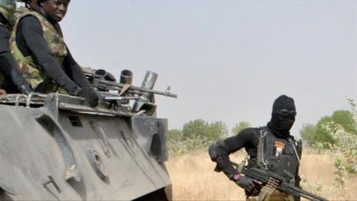 СМИ: В штате Борно на северо-востоке Нигерии из военного лагеря сбежали девять солдат вооруженных сил, арестованных по подозрениям в связях с террористами