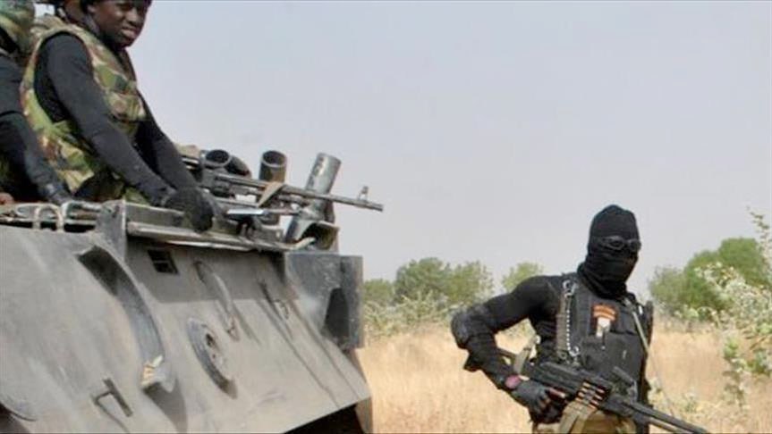 СМИ: В штате Борно на северо-востоке Нигерии из военного лагеря сбежали девять солдат вооруженных сил, арестованных по подозрениям в связях с террористами