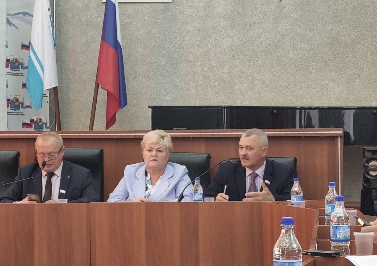 Состоялась сессия Усть-Коксинского райсовета