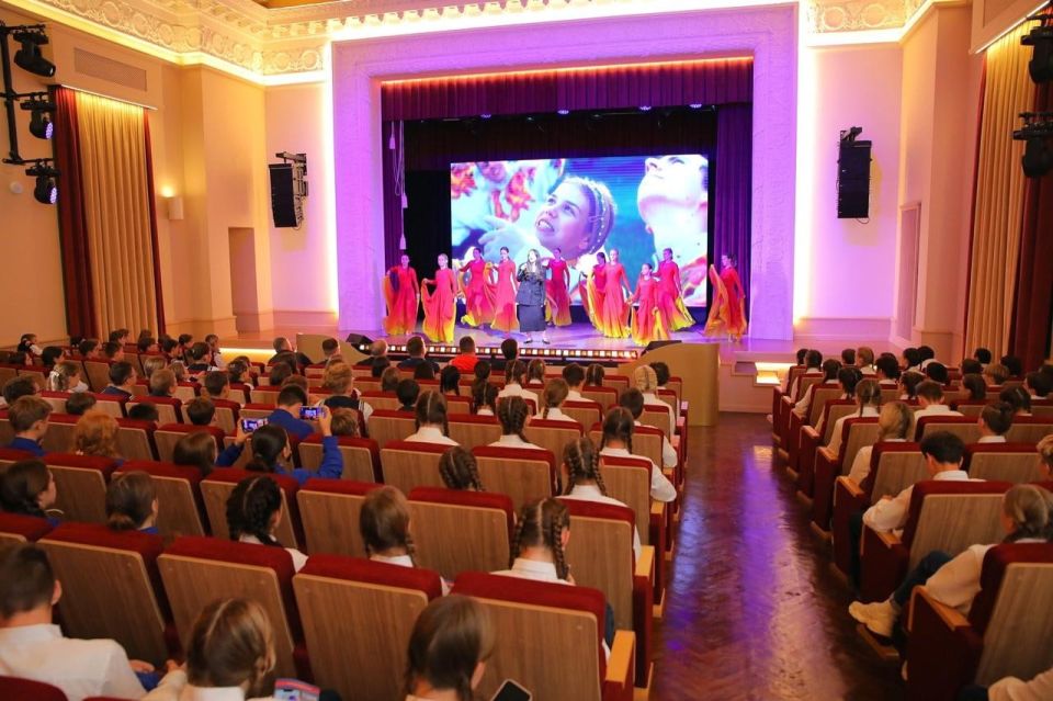      12-   -    ,      14 ,  