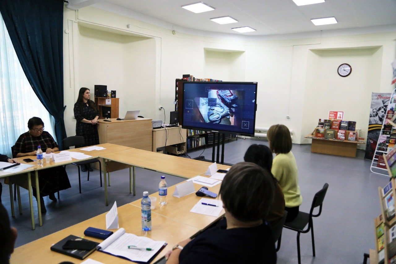 Сотрудники полиции приняли участие в круглом столе на тему: «Наркомания – общая беда!» Сотрудники полиции приняли участие в круглом столе на тему: «Наркомания – общая беда!»