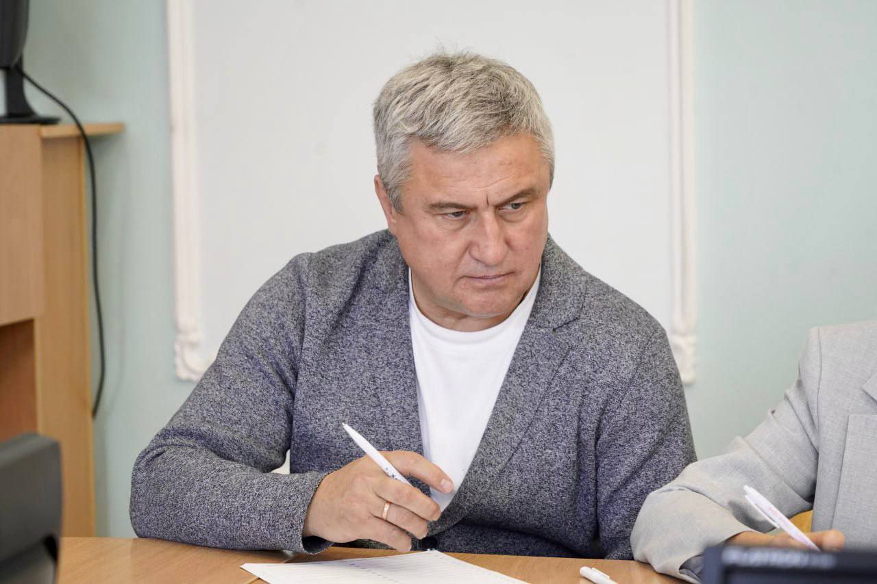 Депутаты и сотрудники Аппарата Парламента РА написали Большой этнографический диктант Депутаты и сотрудники Аппарата Парламента РА написали Большой этнографический диктант