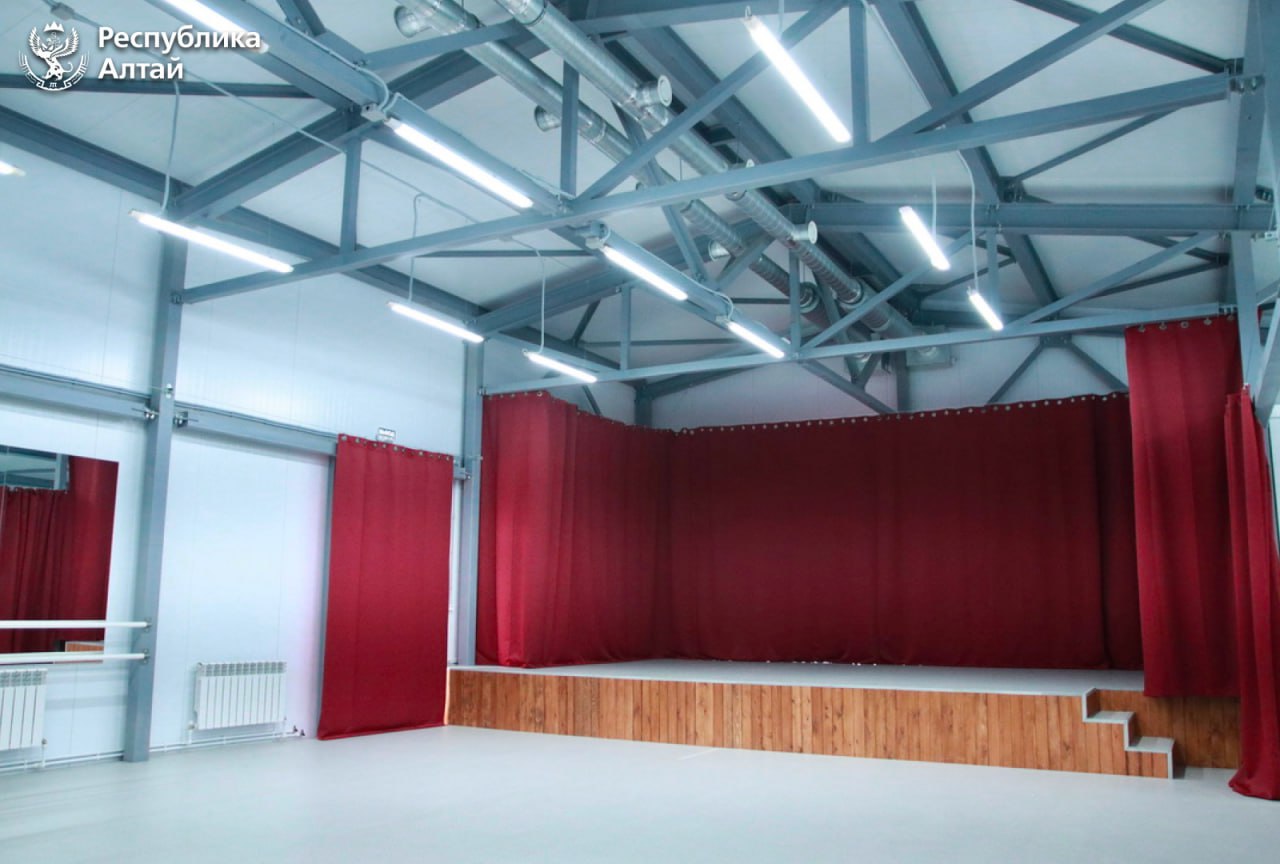 Глава Республики Алтай Андрей Турчак находится с рабочей поездкой в Чемальском районе Глава Республики Алтай Андрей Турчак находится с рабочей поездкой в Чемальском районе