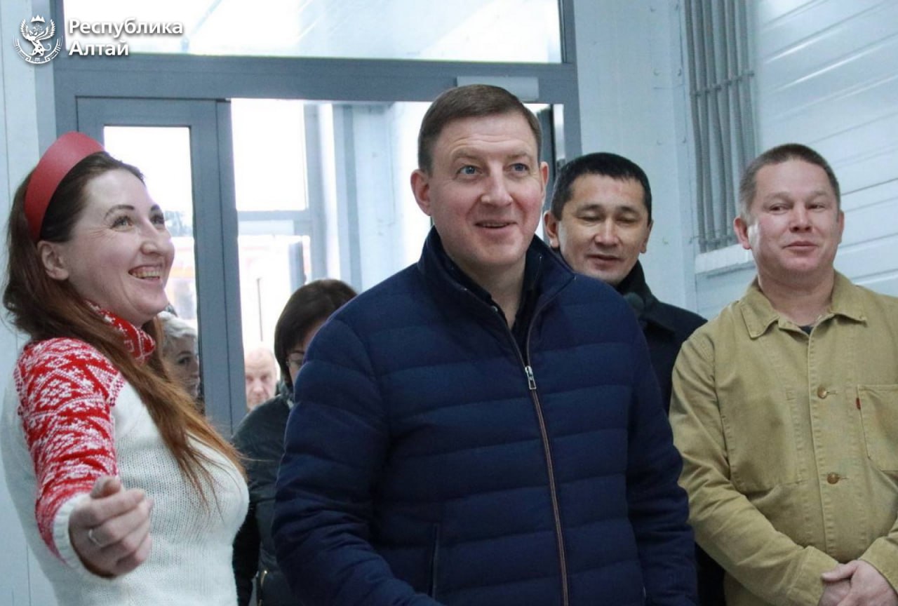 Глава Республики Алтай Андрей Турчак находится с рабочей поездкой в Чемальском районе Глава Республики Алтай Андрей Турчак находится с рабочей поездкой в Чемальском районе