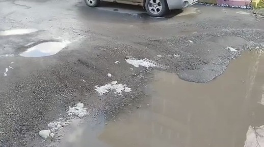 От подписчика. Когда эта яма пропадёт по проспекту Коммунистический, дом 147?