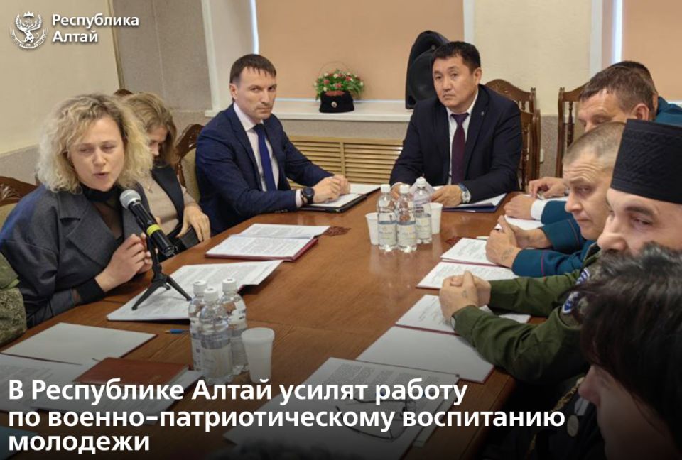 В Доме дружбы народов прошло заседание комиссии по делам казачества в Республике Алтай