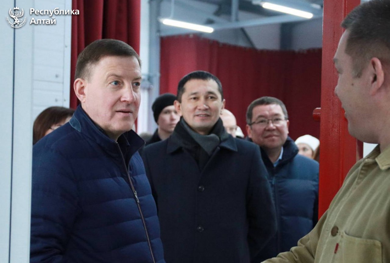 Глава Республики Алтай Андрей Турчак находится с рабочей поездкой в Чемальском районе Глава Республики Алтай Андрей Турчак находится с рабочей поездкой в Чемальском районе